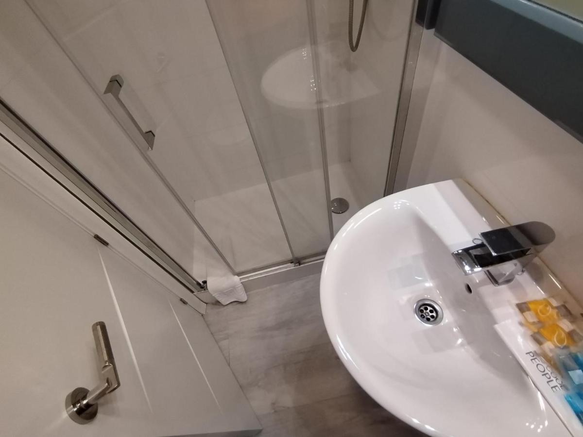 Apartamento Para 4 - Puerta Del Sol Madrid Ngoại thất bức ảnh